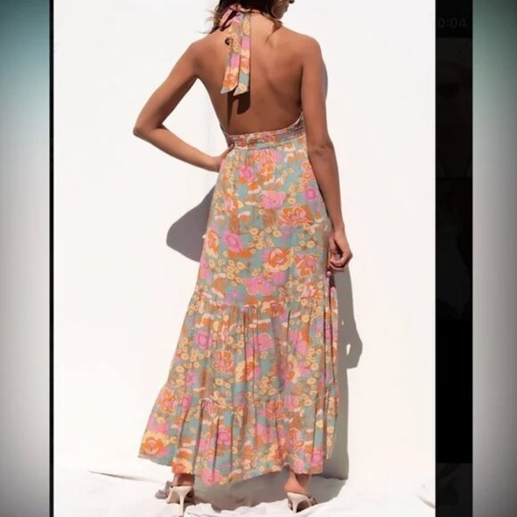 Zesica Halter Neck Floral Print Dress Size Large - worn once - Picture 3 of 9